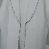 کت و دامن ۳ تیکه سایز۴۴،۴۶ کاملا نو