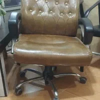 صندلی اداری چرم