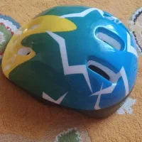 کلاه محافظ دوچرخه و اسکیت