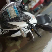 اپاچی ۱۸۰|موتورسیکلت|ری, جوانمرد قصاب|دیوار