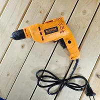 فروشنده خانم