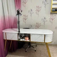 میز ناخن نو به فروش میرسد