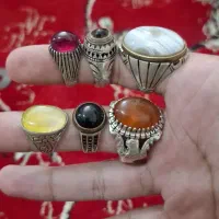 تعدادی انگشتر نقره
