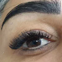 نیازمند مدل اکستنشن مژه|خدمات آرایشگری و زیبایی|اصفهان, ناژوان|دیوار