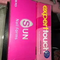 وسایل کاشت ناخن|آرایشگاه و سالن‌های زیبایی|بومهن, |دیوار