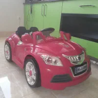 ماشین شارژی درجه یک در حد نو سالم وتمیز