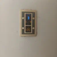 یخچال فروشی سالم