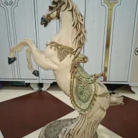 مجسمه اسب زیبا