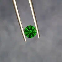 دمانتویید ۱.۲۵ vivid green