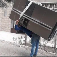 کارگر‌ اثاثیه‌ منزل وبسته بندی