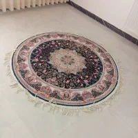 یک عدد فرش گرد