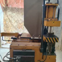 پرس هیدرولیک ایتالیایی آجر نما و آجر پازلی و...|ماشین‌آلات صنعتی|مشهد, رده|دیوار