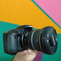 دوربین عکاسی کنون 600d canon لنز 50 و 10 22