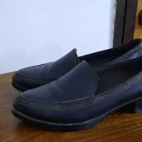 تعدادی کفش مجلسی وصندل