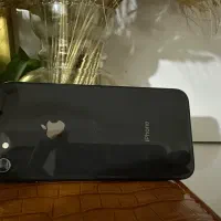 ایفون ۸ حافظه ۶۴ و دوتا بلندگو شارژی بلوتوثی|موبایل|ایلام, |دیوار