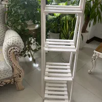 شلف طبقه ای. جاشمع یا جای گلدان فرفوژه