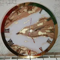 ساعت رزینی دفرمه و ساده