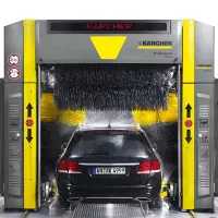 نیروی کار ساده و حرفه ای. خانم و اقا