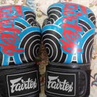 دستکش کیک بوکس و بوکس