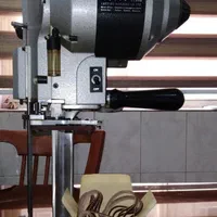 قیچی برقی عمودی 8 KM اصل ژاپن