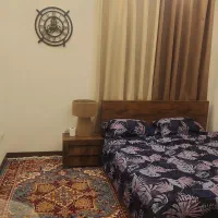دو عدد تخت سالم همراه با تشک رویال اصل