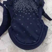 آغوشی نوزاد