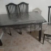 میزغذاخوری ۴ نفره