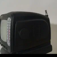 تلوزیون ۵.۵ اینچ سیاه سفید مناسب دکور|تلویزیون و پروژکتور|خرمآباد, |دیوار