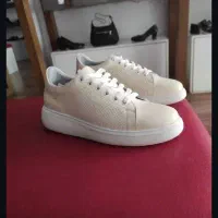 کفش رنگ کرم. سایز 40