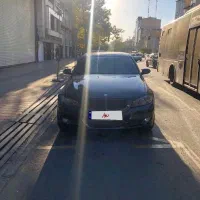 بی ام و ۳۲۰ E90