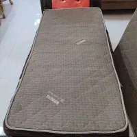 ۲ عدد تخت فرفوژه مدل هخامنشی و چرم دوزی|تخت و سرویس خواب|مشهد, حجاب (شهرک غرب)|دیوار