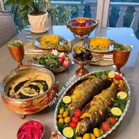 خانم جهت رسیدگی به امور منزل وآشپزی