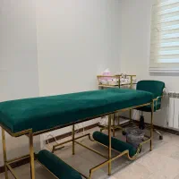 ۲عدد تخت و‌صندلی مژه