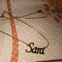 گردنبند به اسم سارا
