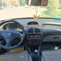 ۲۰۶ صندوق دار V8 مدل ۸۶