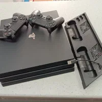 پلی استیشن  ۴ پرو