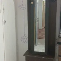 رخت اویز اینه دار