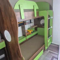 تخت دو طبقه