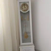 ساعت ایستاده شماته دار