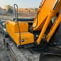 هیوندا ۲۱۰ موتور اچ شیر قرمز