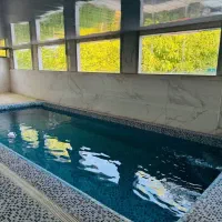 ویلا آبگرم سرپوشیده باغ بهادران|اجارهٔ کوتاهمدت ویلا و باغ|باغ بهادران, |دیوار