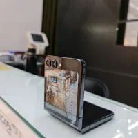 Z FLIP 5 زد فلیپ ۵ 256 گیگابایت 5G