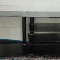 سلام یک عدد میز تلویزیون در حد نو