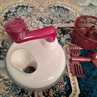 خردکن وآبمیوه گیر دستی و خردکن نایسر دایسر جنس خوب