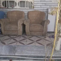 مبل تک نفر