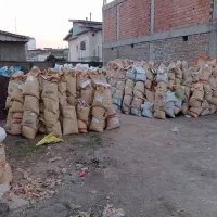 پوکه معدنی|مصالح و تجهیزات ساختمان|آق قلا, |دیوار