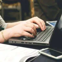 تایپیست هستم همکاری با کافی نت ها