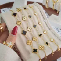 انواع زیورآلات استیل و رنگ ثابت