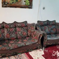 مبل کارکرده نیاز به تعمیر