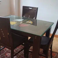 میز غذاخوری